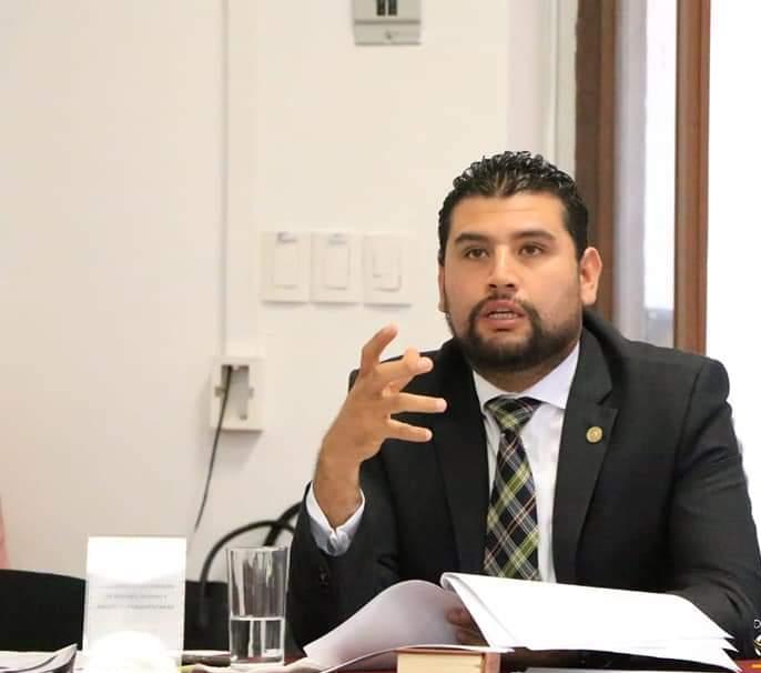 Exhorta Octavio Ocampo, a la población atender las recomendaciones ante contingencia por COVID-19