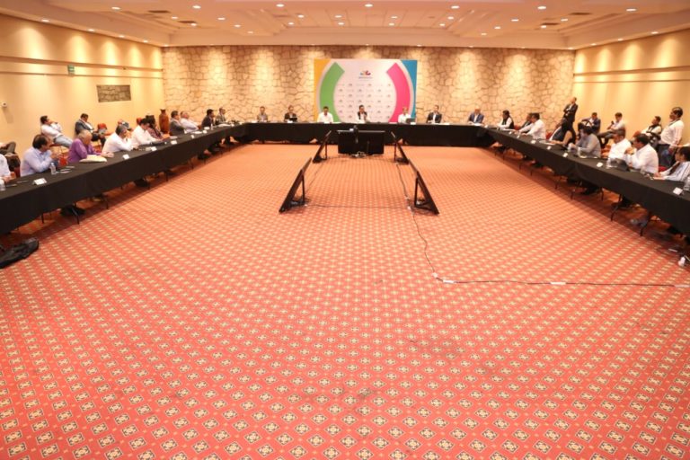 Acuerdan Gobernador y ayuntamientos 12 acciones contra COVID-19