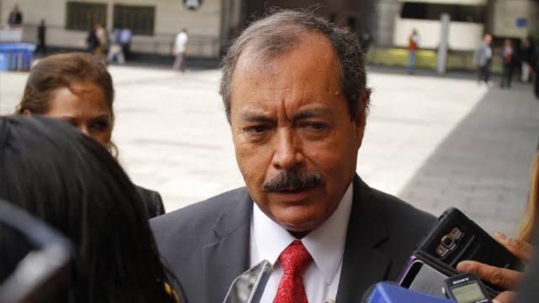 Seamos solidarios en estos momentos de crisis: Víctor Silva