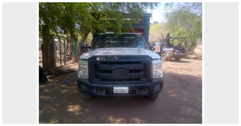 Fue recuperada en Carácuaro camioneta robada