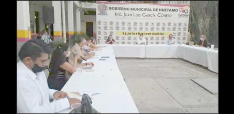 Aprueba el Cabildo de Huetamo el nuevo Reglamento Municipal para el Control y Protección de los Animales y la compra de hasta mil toneladas de fertilizante