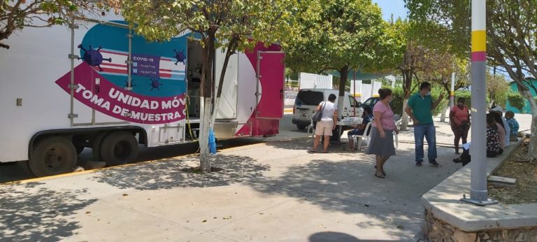 Se extiende dos día más la Unidad Médica Móvil de tomas de estudios COVID-19 en Huetamo