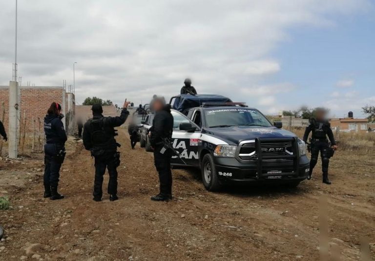Desactivan policías fiesta y remite a 4 a barandilla por desacato a medidas contra el COVID-19