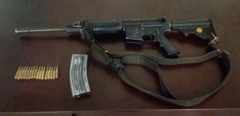 Detienen en Susupuato a sujeto con arma de fuego y vehículo robado