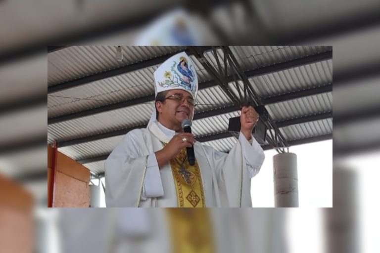 Compartiendo desde la fe y el duelo, una experiencia de vida, en un año Monseñor Joel Ocampo perdió a sus padres y –debido al COVID- a su hermano, su cuñada y su sobrino