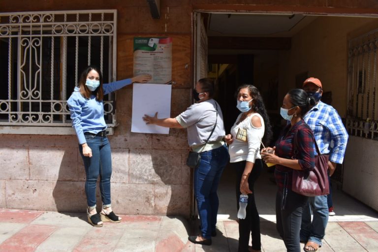 Jazmín Arroyo coloca bando de la fiestas patrias y anuncia cancelación de eventos masivos para Tuzantla