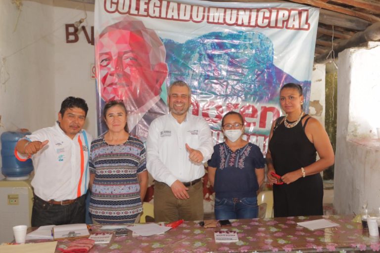 Durante su visita a Huetamo el diputado local de Morena Alfredo Ramírez señaló que la corrupción en gobiernos es la ruina del pueblo