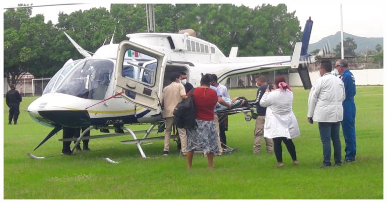 Por complicaciones en su embarazo mujer de Huetamo es trasladada en ambulancia aérea a Morelia