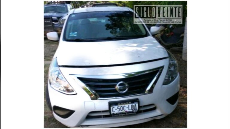 En el Barrio del Terrero dos sujetos fueron detenidos en taxi robado