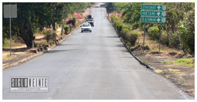 La reparación de la carretera El Limón de Papatzindán-San Carlos presenta un 70% de avance