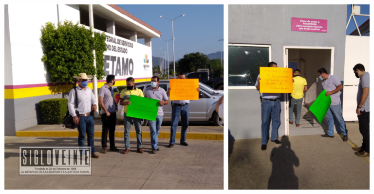 Reducido grupo de maestros de Telebachillerato toman el acceso del CIS Huetamo