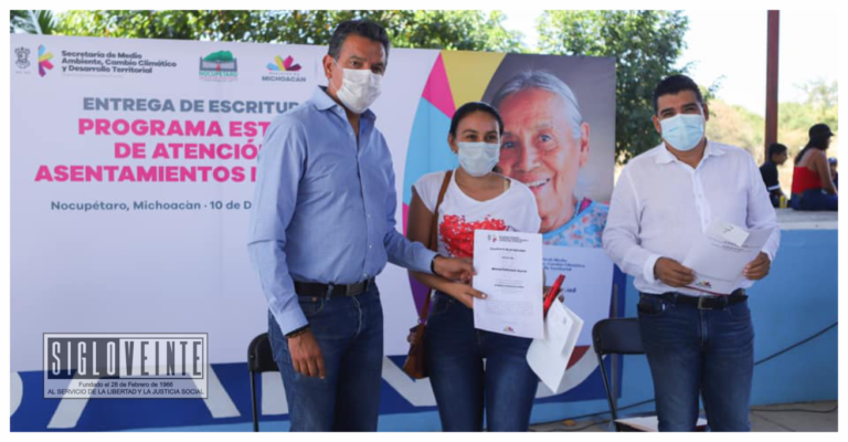 Entrega Gobierno del Estado 47 escrituras en Nocupétaro