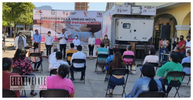 Juan Luis García apertura la Unidad Móvil de Mastografía y examen de papanicolau en Huetamo
