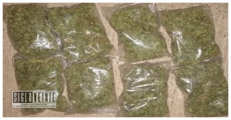 Detiene la Policía Michoacán a dos con marihuana en el Salguero