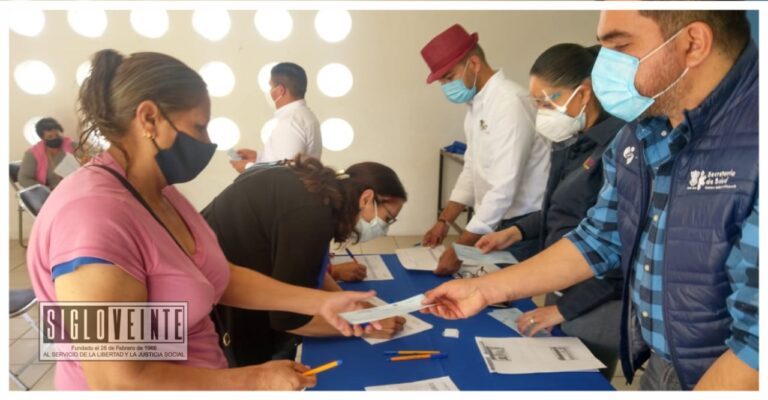 Entrega SSM estímulos por más de un millón 100 mil pesos a Auxiliares de la Salud