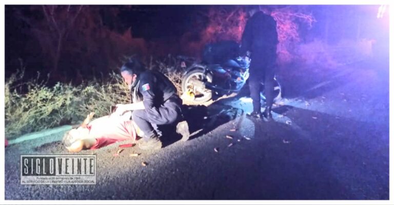 Motociclista se lesiona en la carretera cerca de Casa Blanca