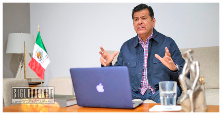 Un engaño la transformación de México: Juan Bernardo Corona