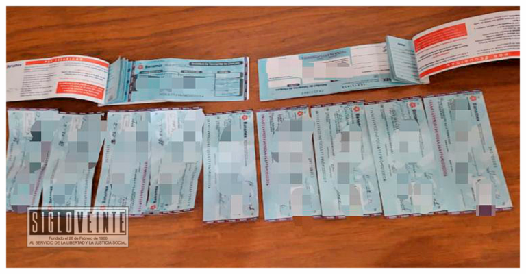 Detiene la SSP a persona en posesión de 10 cheques sin fondos