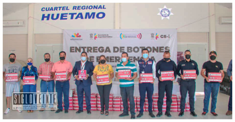 Entrega la SSP al Ayuntamiento de Huetamo, Botones de Emergencia para el reforzamiento de la seguridad de comerciantes y sociedad