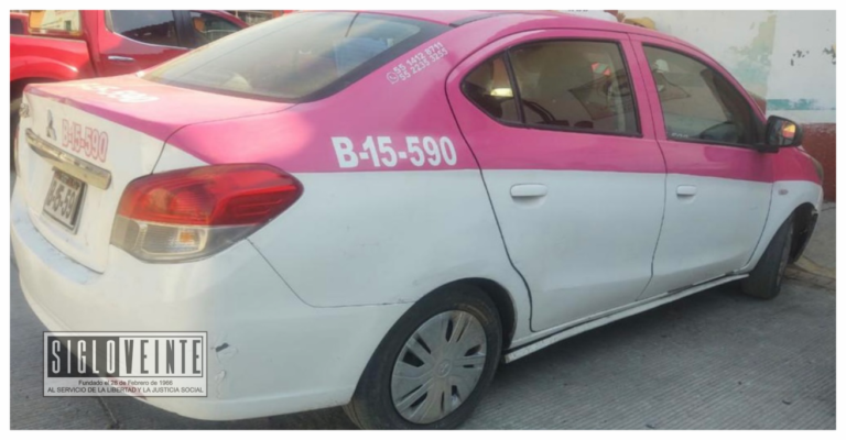 Taxi robado de la Ciudad de México es recuperado en las inmediaciones de la Central de Autobuses de Huetamo