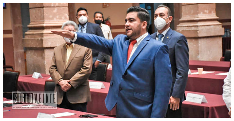 Mientras busca la reelección, alcalde del PT en Zamora impone a su hijo como presidente provisional
