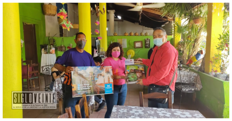 En Huetamo y San Lucas brigadistas de Turismo invitan a prestadores de servicios a cumplir con los protocolos sanitarios