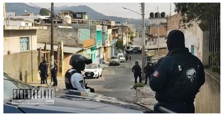 En Zitácuaro encuentran nueve cadáveres dentro de una camioneta