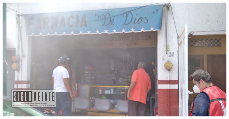 Se incendia farmacia del centro de Huetamo