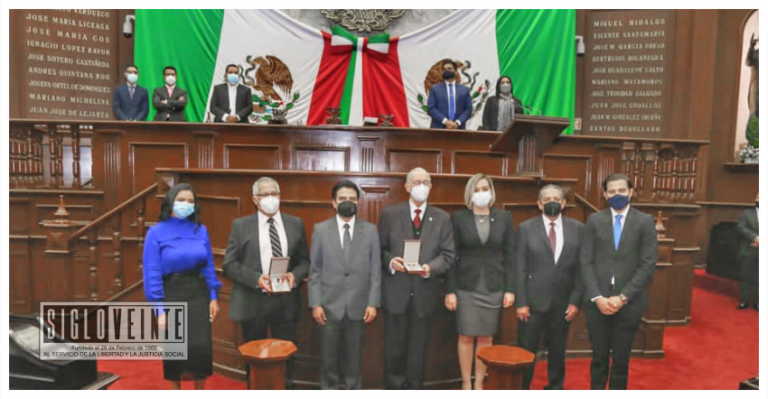 Entrega el Congreso de Michoacán la Presea Ocampo al Hospital Miguel Silva y al diplomático Miguel Estrada