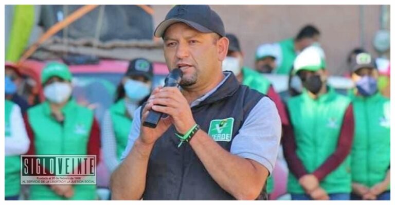 Los “sobrecitos blancos” del candidato en Tlalpujahua del Verde