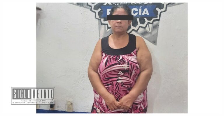 Señora es detenida por presuntamente robar dinero en restaurante del centro de Huetamo