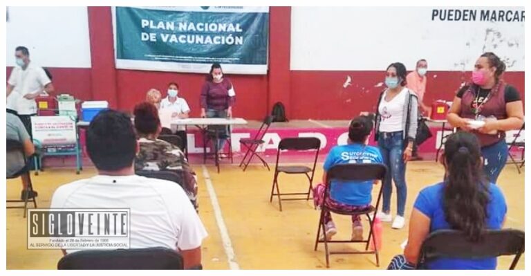 Inició hoy la vacunación anti COVID-19 para jóvenes de 18 a 29 años en Carácuaro y Nocupétaro