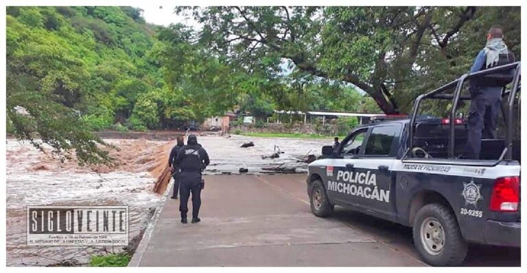 Mantienen autoridades policiales monitoreo permanente ante crecientes del Río Carácuaro