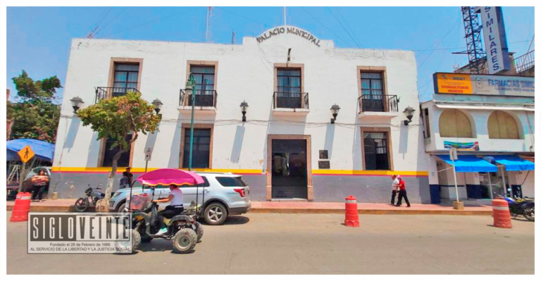 Conforman equipos para la entrega-recepción del ayuntamiento de Huetamo