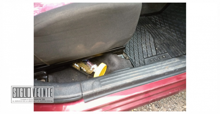 Capturan a 2 sujetos por posesión de droga en Huetamo