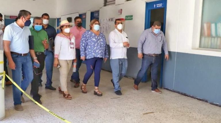 Supervisa Elías Ibarra el Hospital General de Lázaro Cárdenas