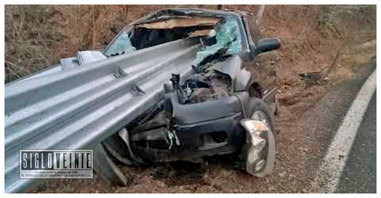 En trágico accidente mueren 2 personas y 3 resultan heridas