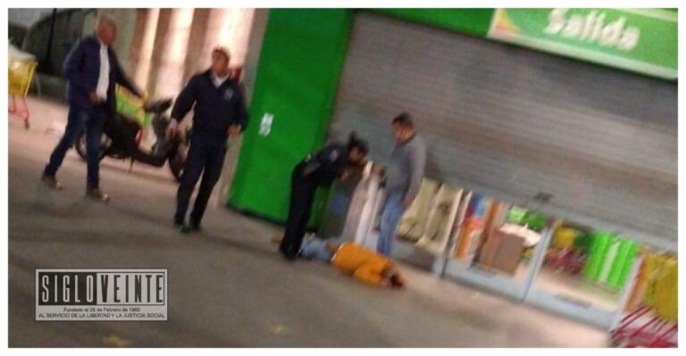 Ayer domingo, asesinan a balazos a un hombre afuera de Aurrerá