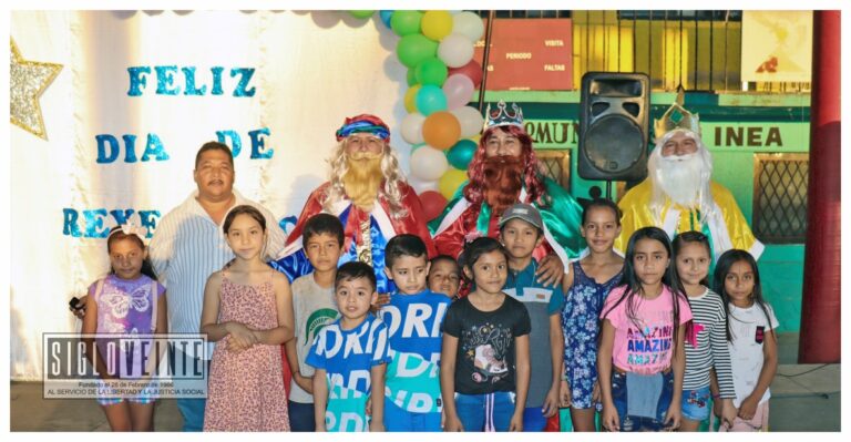 Llegaron los Reyes Magos a Nocupétaro, autoridades municipales organizan festival y ofrecen regalos a las y los pequeñines