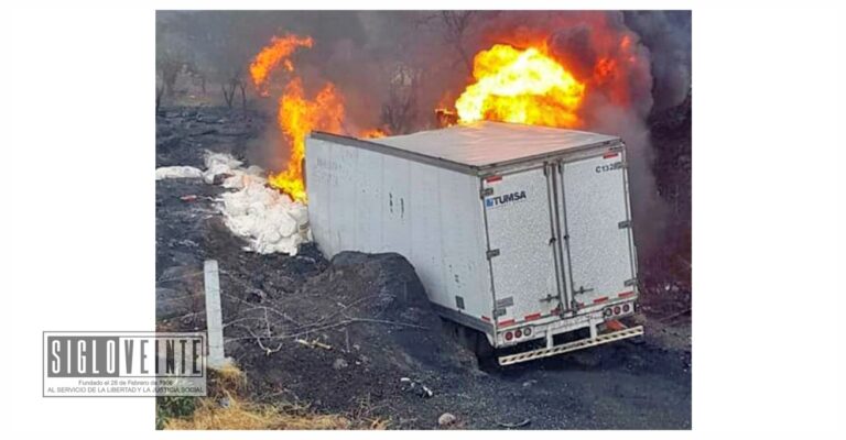 2 personas calcinadas y 3 heridos, al quemarse camión