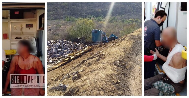 Chofer y acompañante resultan lesionados al volcar tráiler con melones en la carretera Huetamo-Churumuco