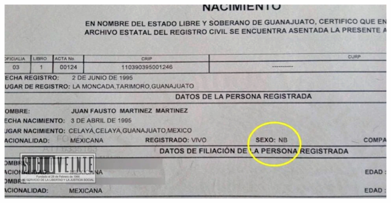En Guanajuato entregan la primera acta de nacimiento a persona de género no binario (NB)