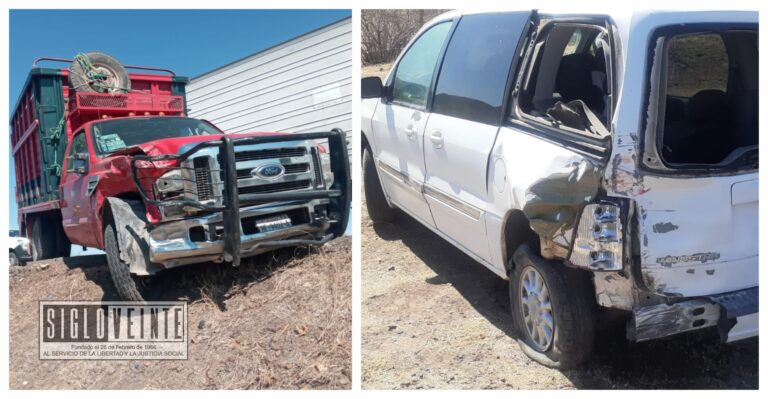 Chocan dos camionetas en la carretera a Los Hornos, no hay lesionados