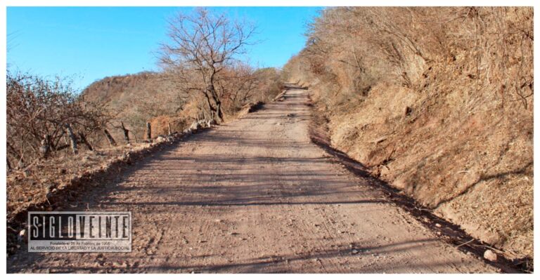 Gobierno de Tiquicheo continúa con la reparación y rehabilitación de caminos rurales en las comunidades del municipio