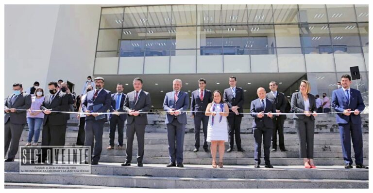 Inaugura el gobernador el nuevo edificio de Rectoría de la UMSNH y se compromete a concluir los campus en Zamora y Uruapan