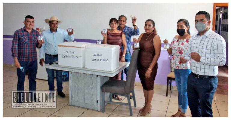 La presidenta municipal de Tiquicheo gestionó vacunas para la rabia paralitica