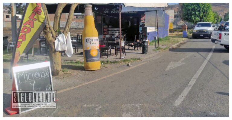 Matan a dos y hieren a uno local de venta de micheladas y mezcaladas