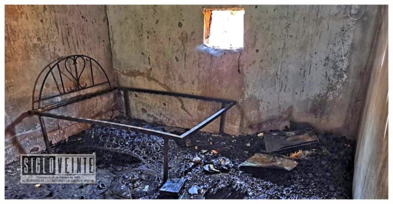Miles de pesos en pérdidas al incendiarse casa en Los Cuachalalates