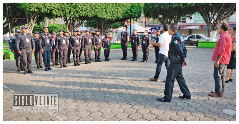Reconoce el alcalde Cornelio Ríos Paniagua a los elementos de Seguridad Pública, Tránsito y Protección Civil por su trabajo en la Feria Juárez 2022