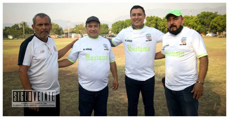 Ricardo Santibáñez y Rubén Corona apoyan al deporte, entregan uniformes